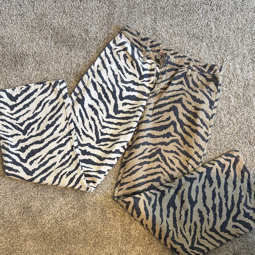 Zebra Print Wide leg pants sz medium